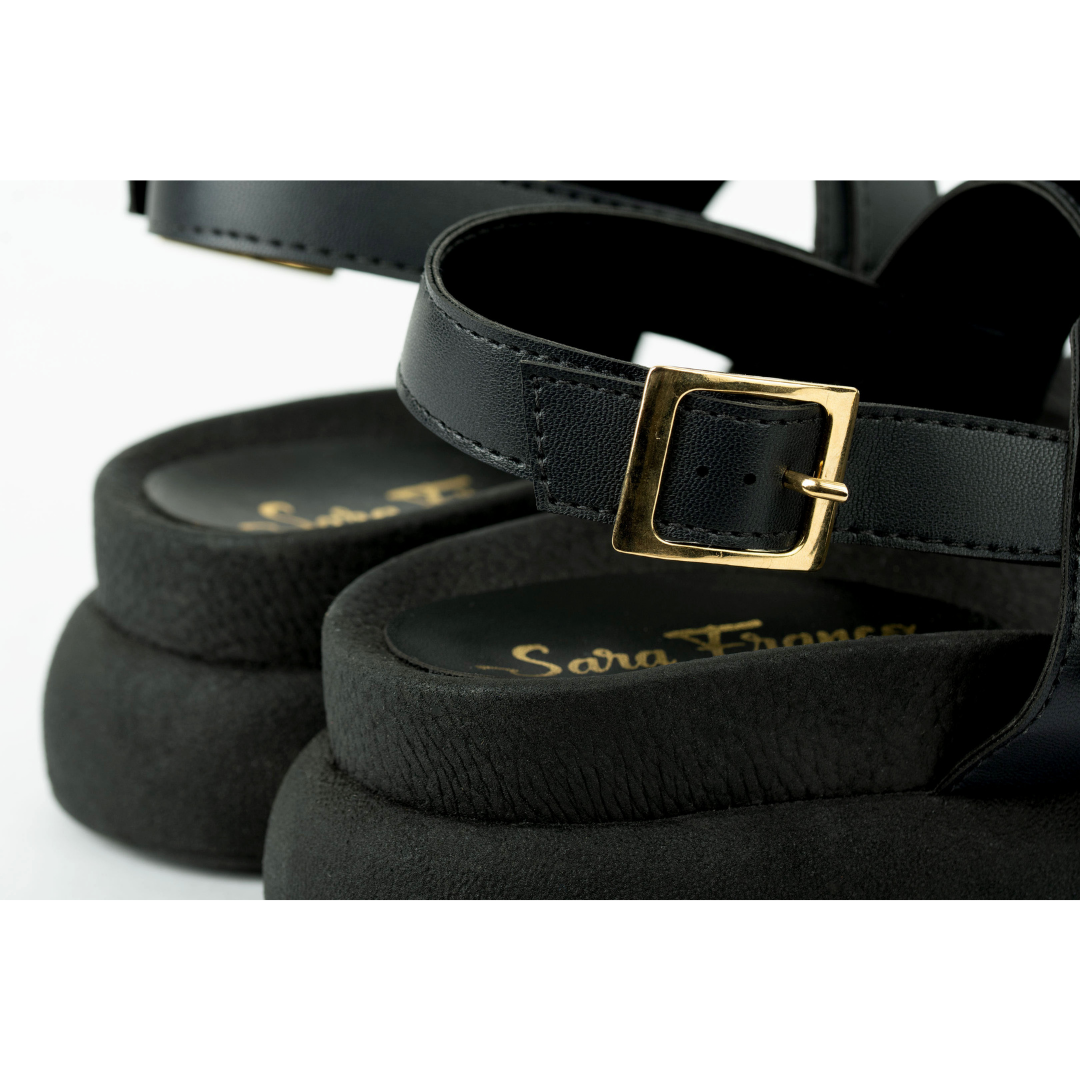 Estilo elevado – Sandalia Amara Negra