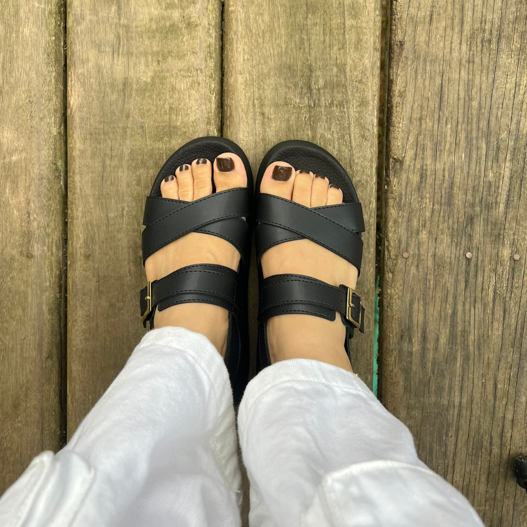 Estilo elevado – Sandalia Amara Negra