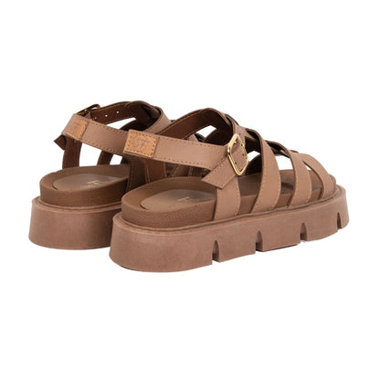 Conquista cada paso – Sandalia Karol Chocolate
